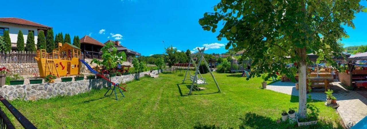 Bed and Breakfast Restoran,,Vuk,, Trsic Экстерьер фото