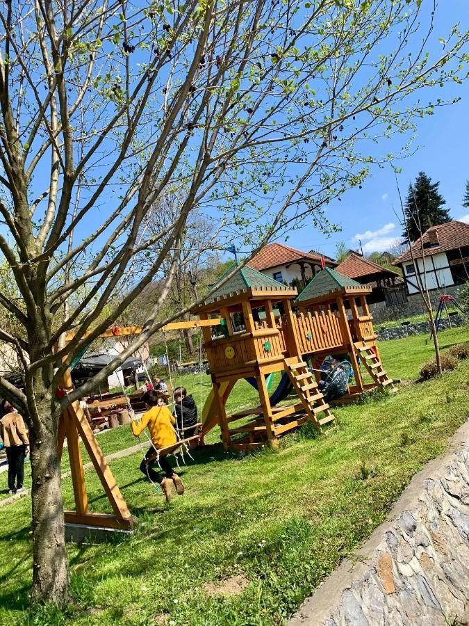 Bed and Breakfast Restoran,,Vuk,, Trsic Экстерьер фото