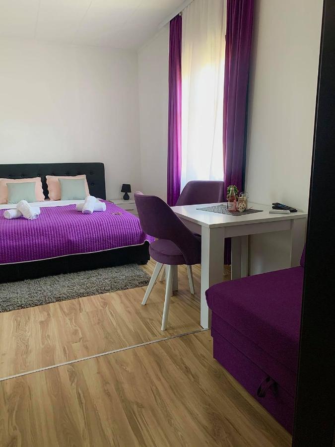 Bed and Breakfast Restoran,,Vuk,, Trsic Экстерьер фото